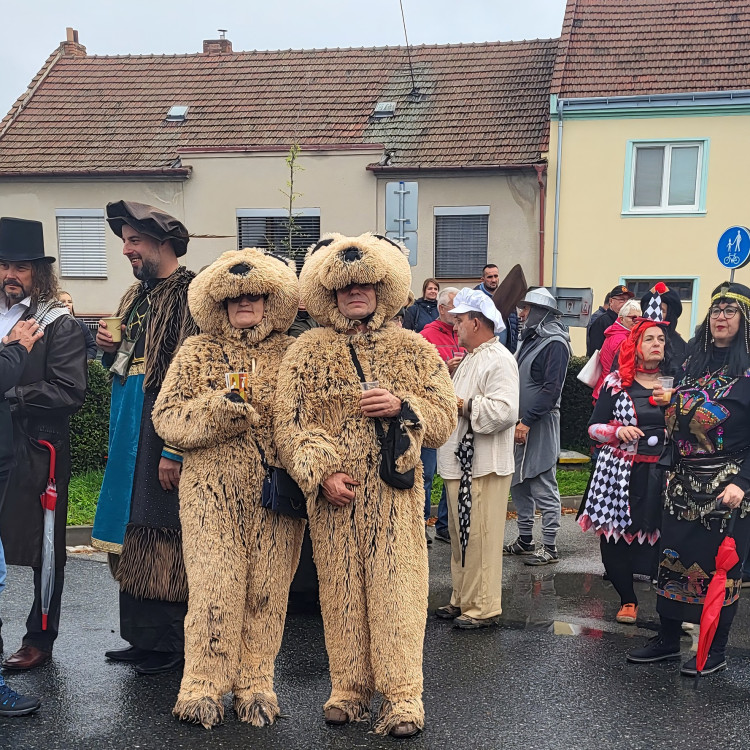 Masopustní veselice ve Skalách