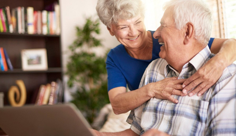 Poštovní účet od ČSOB přináší seniorům bezpečí a pohodlí bez zbytečných poplatků