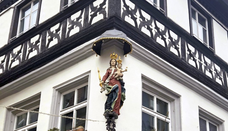 Advent mezi mosty času