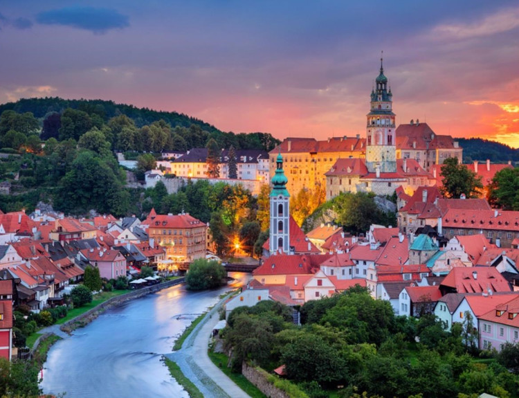 Která řeka protéká Českým Krumlovem?