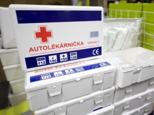Prošlé autolékarničky pro Keňu je možné v Českých Budějovicích darovat až do konce února