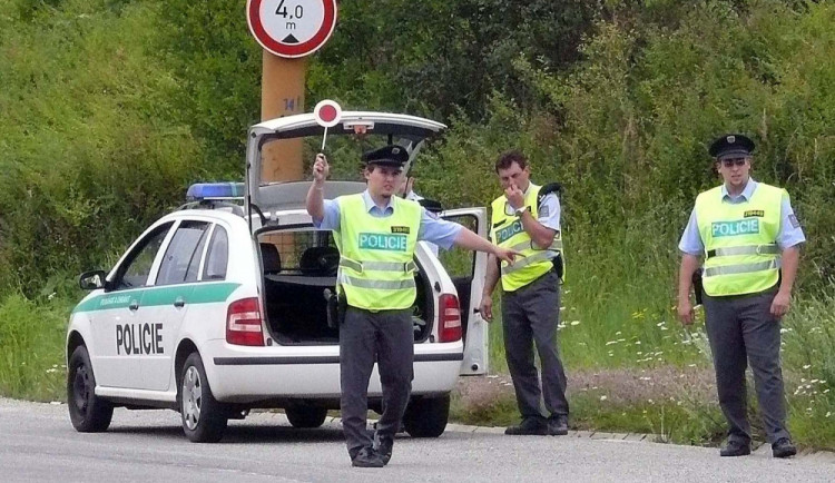 ilustracni foto, kontrola ridicu