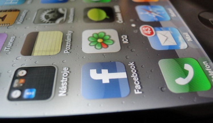 Na budějckém náměstí si zítra můžete vyzkoušet hod mobilem