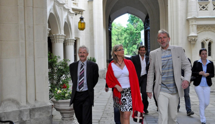 Kateřina Sadílková, Tomáš Jirsa