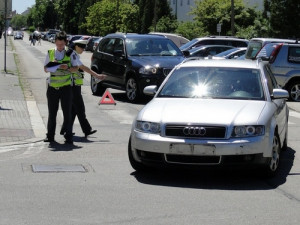bouračka v ulici Matice Školské a Generála Svobody 1