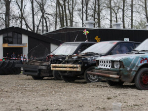 Na budějovickém výstavišti se o víkendu budou demolovat auta