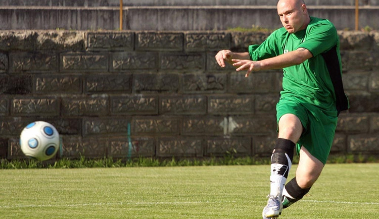 Dobrovodský ostrostřelec Tomáš Koptyš nasázel do sítě Kamenného Újezdu šest gólů