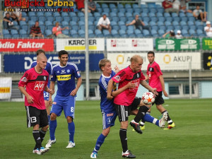 Lukáš Bajer dotírá na domácího Grigorije Chirkina