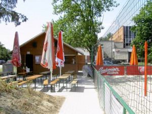 Beachareál u sportovky