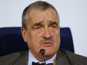 Budějovická TOP 09: Zakládáme organizaci, rušíme organizaci, zakládáme organizaci...