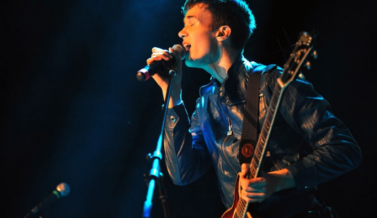 Charlie Straight, Albert Černý