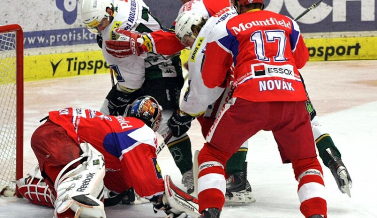 Ze závaru před Kovářovou svatyní se Skladaný s Melenovským neprosadili