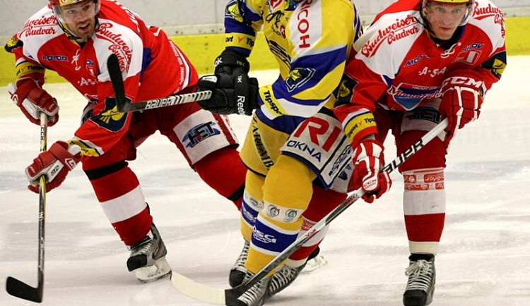 Roman Vlach mezi René Vydareným a Jakubem Langhammerem (zleva)