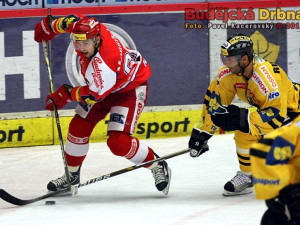 Peter Mikuš obehrává kapitána Chemiků Martina Ručinského