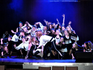 Danceshow Dancing Queens - Michael Jackson.