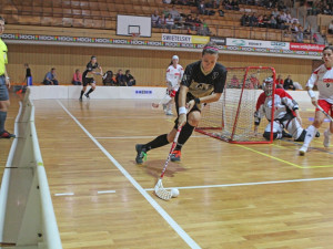 Florbalistky FBC United znovu atakují čelo soutěže