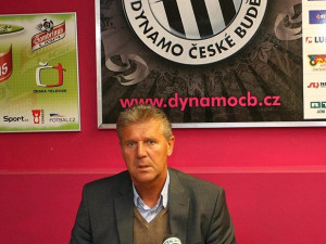 Konec spekulacím: Jozef Chovanec do Dynama nepřijde!