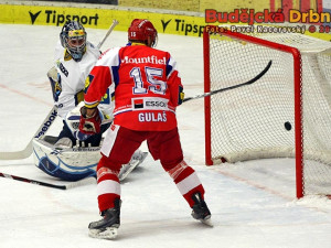 A je tam! Milan Gulaš zvyšuje na 5:1
