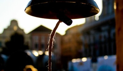 Po dlouhé době se na Budějcké náměstí vrátila i zvonička