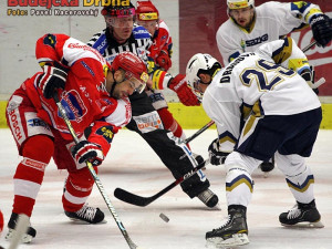 Na vhazování Pavel Kašpařík a Michal Dragoun