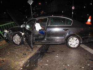 Po přilehlém chodníku naštěstí v tu dobu nikdo nešel