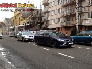 Ke střetu osobního vozidla s chodcem došlo na Lidické třídě
