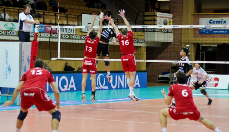 Jihostroj nezačal dobře, ale nakonec Ostravu porazil 3:1