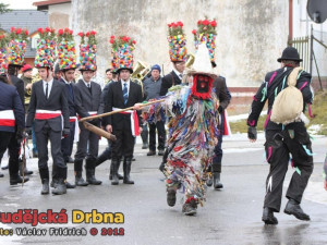 FOTO: Tradiční masopustní veselí v Doudlebech