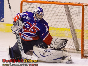 Zkušený brankář Josef Kučera držel svůj tým jako obvykle