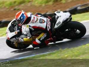 Budějcký motocyklista Jakub Smrž testoval v únoru na australské půdě