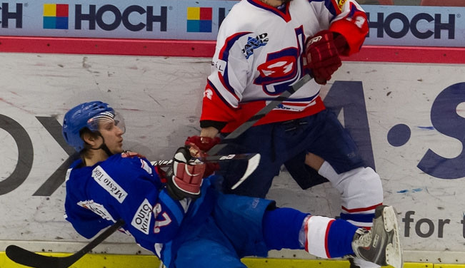 Po souboji s Chaloupkou skončil Kolomý na zemi