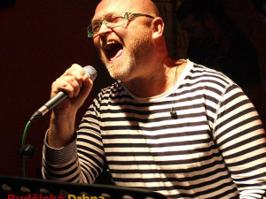 Jirka Hebík: „Mladé kapely nás ženou dopředu!“