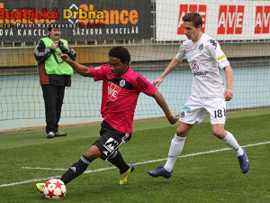 Sandro uniká Davidu Pavelkovi