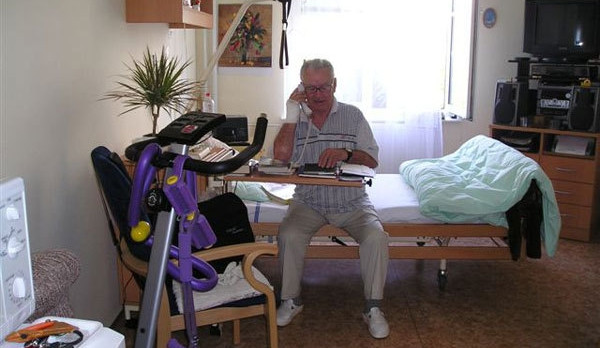 Jednolůžkový pokoj v Domově pro seniory Máj