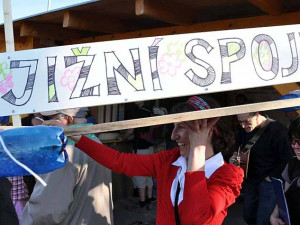 Vyprovoďme Jižní spojku po vodě k vodě