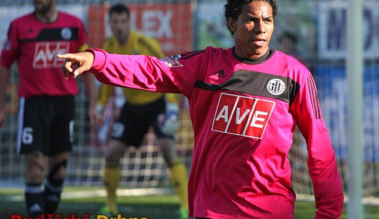 Sandro při zápase s Hradcem Králové ještě netušil, že další duel proti Teplicím svým gólem rozhodne