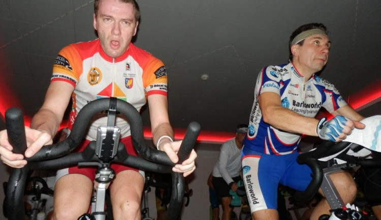Indoor Cycling Maraton ve Fitness 14