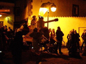 Piaristické náměstí ožilo fotoprojekcí pod hvězdami