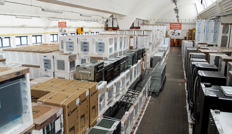 Široký sortiment si můžete zakoupit v kamenné prodejně za internetové ceny z www.levneELEKTRO.cz