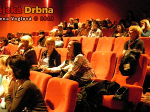 Dubnová Dámská jízda v multikině CineStar