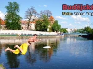 ...samozřejmě, že tento!