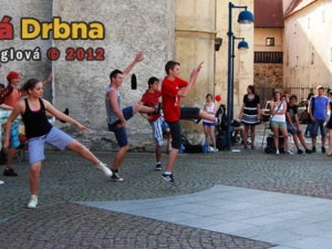 Cvičení na Piaristickém náměstí