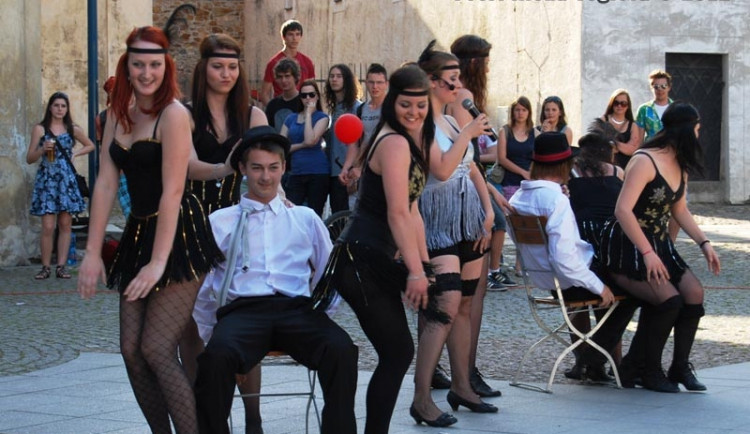 Šanson v podání studentů střední školy