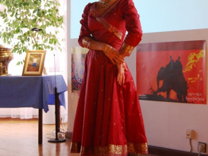 Anežka Hessová tančí tradiční kathak