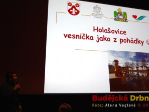 O Holašovicích povyprávěl tamní starosta Jan Jílek