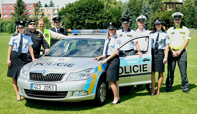 Tiskoví mluvčí jihočeské policie s některými z příslušníků