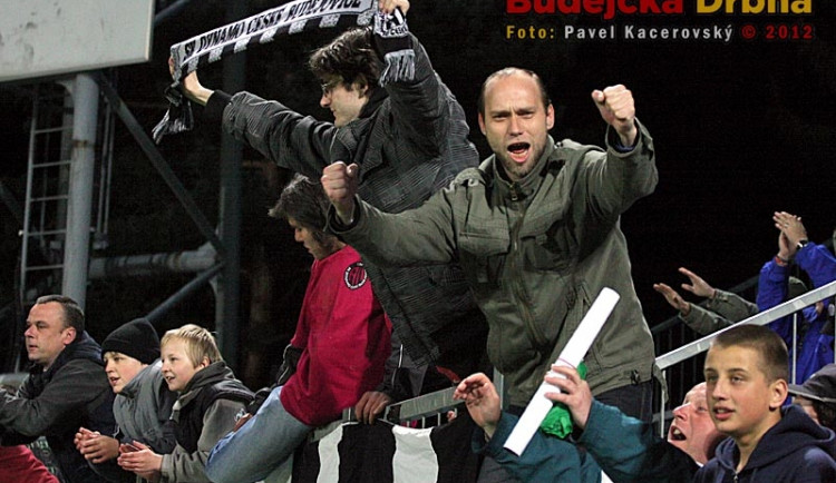 Na Střelecký ostrov se bude chodit na prvoligový fotbal v sobotu večer