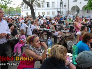 Osm prázdninových týdnů bude patřit Letnímu setkání
