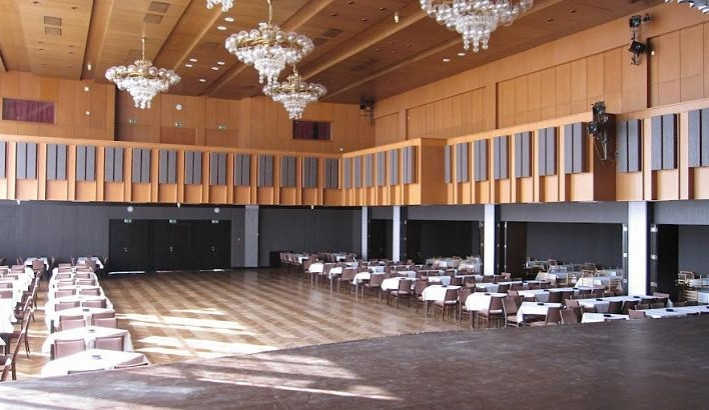 Nově zrekonstruovaný sál KD Vltava