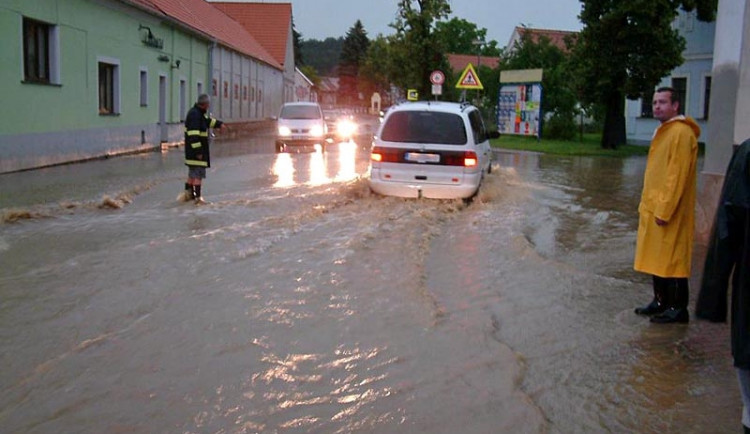 Následky čtvrtečního deště v Hrdějovicích